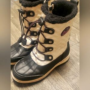 TOTES LITTLE GIRLS WINTER BOOTS | SIZE 1 | GENTLY PRE-LOVED | SO ADORABLE!!!